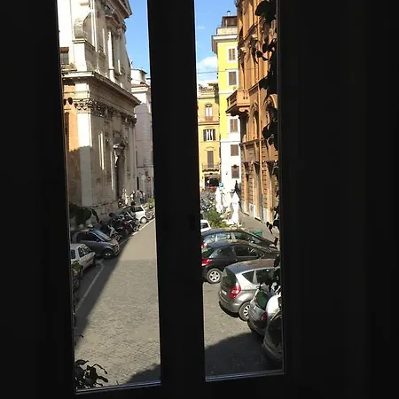 شقة La Casetta Al Colosseo روما